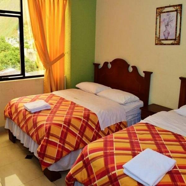 באניוס Hotel Puerta Del Sol מראה חיצוני תמונה