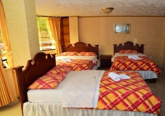 באניוס Hotel Puerta Del Sol מראה חיצוני תמונה
