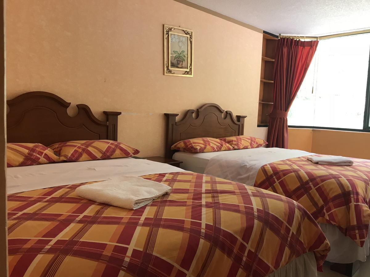 באניוס Hotel Puerta Del Sol מראה חיצוני תמונה