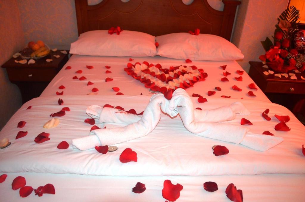 באניוס Hotel Puerta Del Sol חדר תמונה