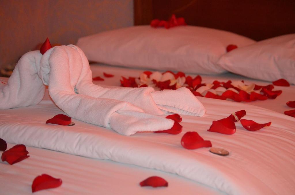 באניוס Hotel Puerta Del Sol מראה חיצוני תמונה